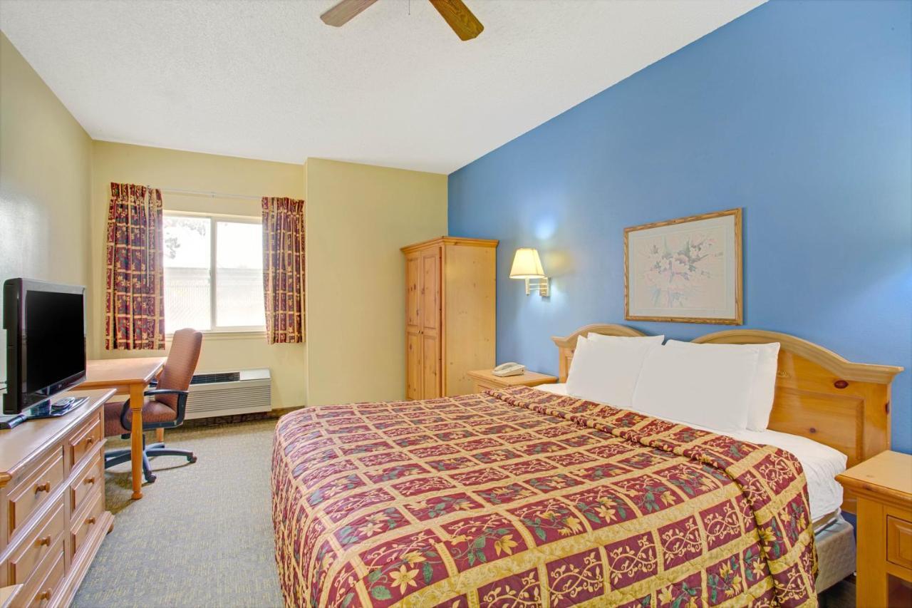 Days Inn By Wyndham Lehi Quarto foto